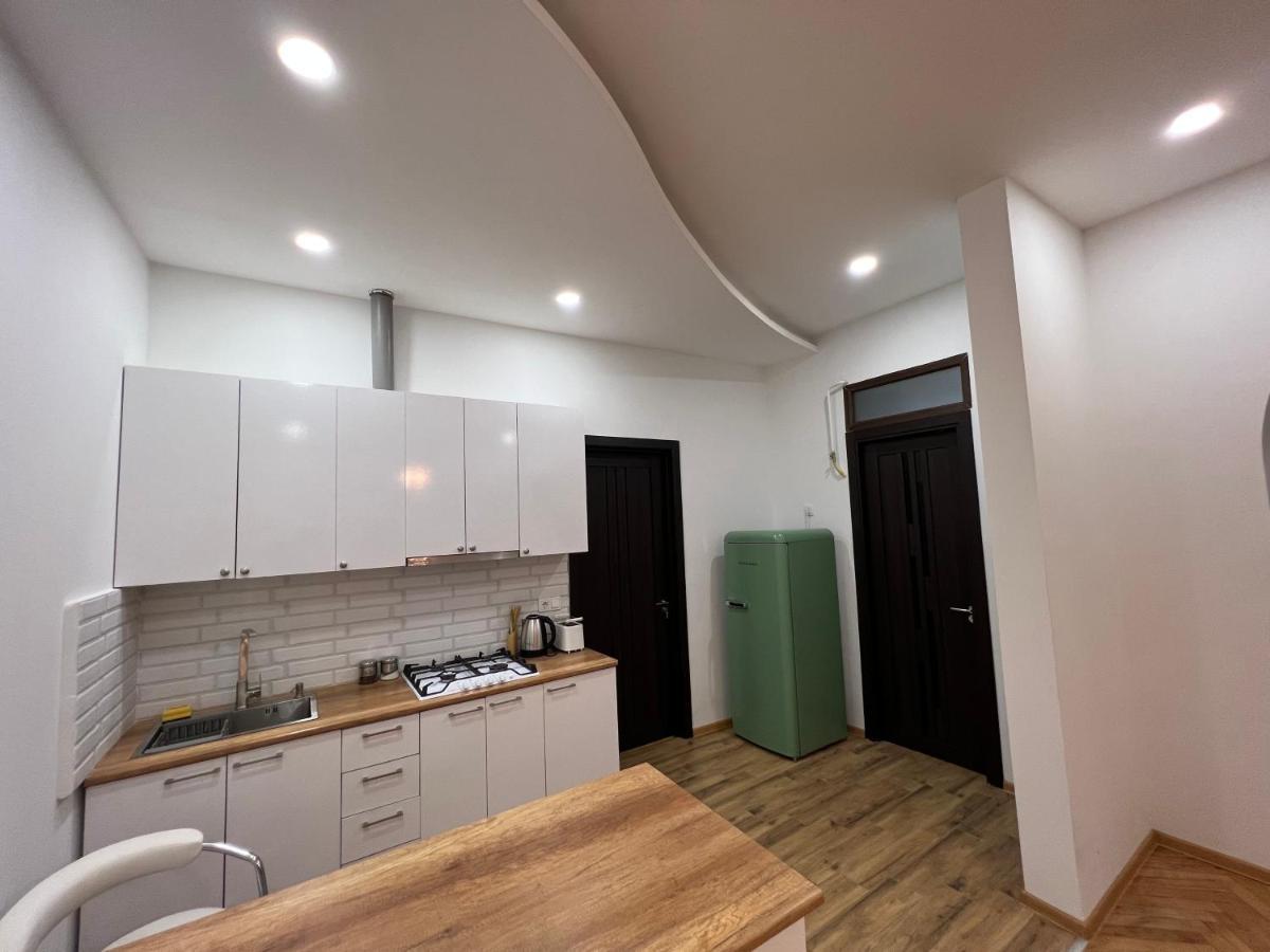 Cosy Apartment In Tbilisi Centre Exterior photo
